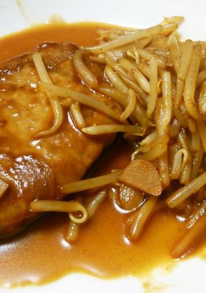 豚モモ肉でポークチャップ♪-レシピのメイン写真