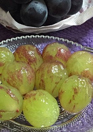 簡単★ぶどう（巨峰系）の剥き方-レシピのメイン写真