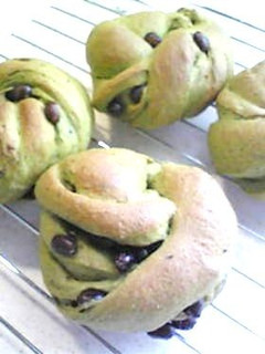 カテキン緑茶パン IN 甘納豆-レシピのメイン写真
