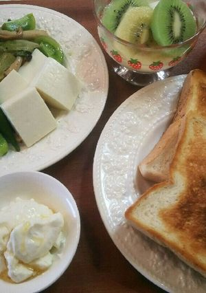 朝ごはん！水きりヨーグルト 蜂蜜クリーム-レシピのメイン写真