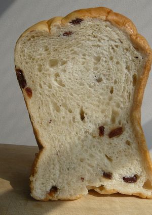 レーズン食パン-レシピのメイン写真
