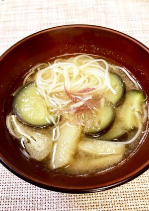 余った素麺で茄子と薄揚げのお味噌汁-レシピのメイン写真