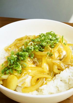 簡単!蒸し鶏のカレー丼-レシピのメイン写真