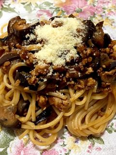 茄子と鶏ひき肉のボロネーゼ風パスタ-レシピのメイン写真