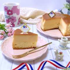 รูปของ 二層のプリンケーキ箱