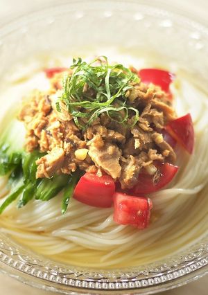 まぐろ味噌煮と夏野菜のっけ素麺-レシピのメイン写真