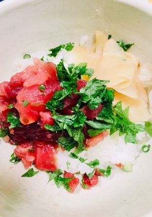 1人分レシピ：まぐろすき身丼 ごま油かけ-レシピのメイン写真