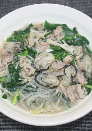 糖質☆乾燥こんにゃくパスタで牡蠣ソーメン-レシピのメイン写真