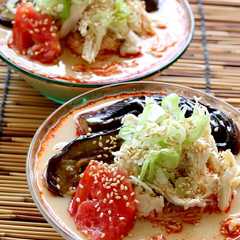 รูปของ 作り置きに♪鶏胸肉塩麹蒸し