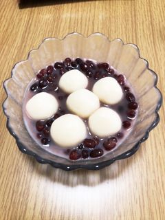 お豆腐で作る白玉〜冷やし白玉ミルク〜-レシピのメイン写真