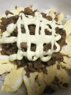 鶏そぼろ丼(ひまわり風)-レシピのメイン写真