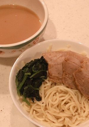 レンジで簡単！蒸し麺で、豚骨醤油のつけ麺-レシピのメイン写真