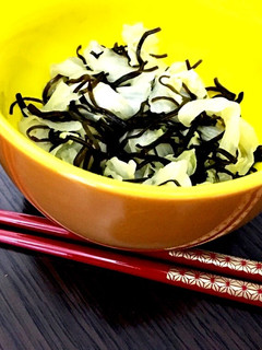 あと一品、レンジで簡単キャベツ塩昆布和え-レシピのメイン写真