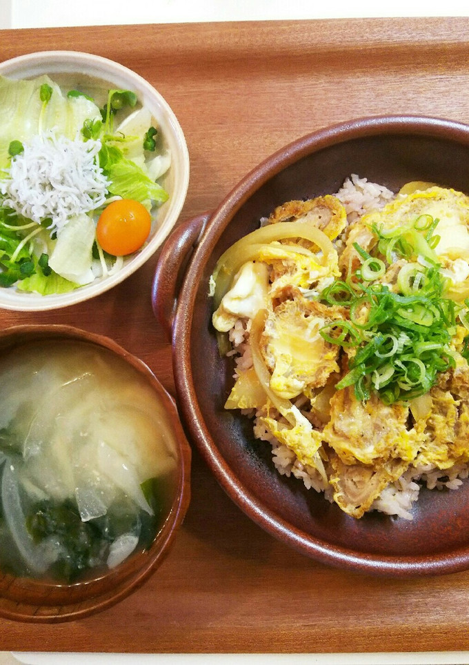 お昼ごはん！リメイク とんかつ 卵とじ-レシピのメイン写真