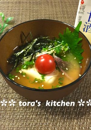 味噌汁に甘酒☘️温&冷どちらもいけます♪-レシピのメイン写真