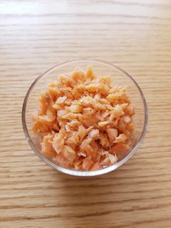 お弁当に簡単手作り☆だし香る鮭フレーク-レシピのメイン写真