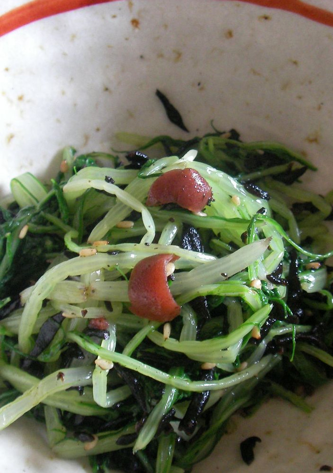 お手軽！水菜と梅ひじきの和え物-レシピのメイン写真