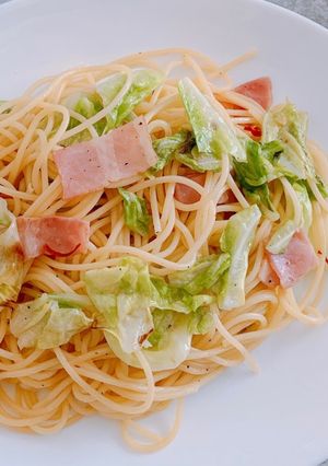 春キャベツとベーコンのペペロンチーノ-レシピのメイン写真