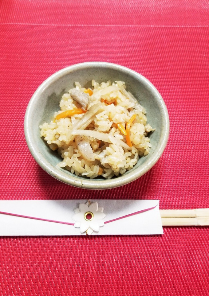 簡単♪鶏の炊き込みご飯-レシピのメイン写真