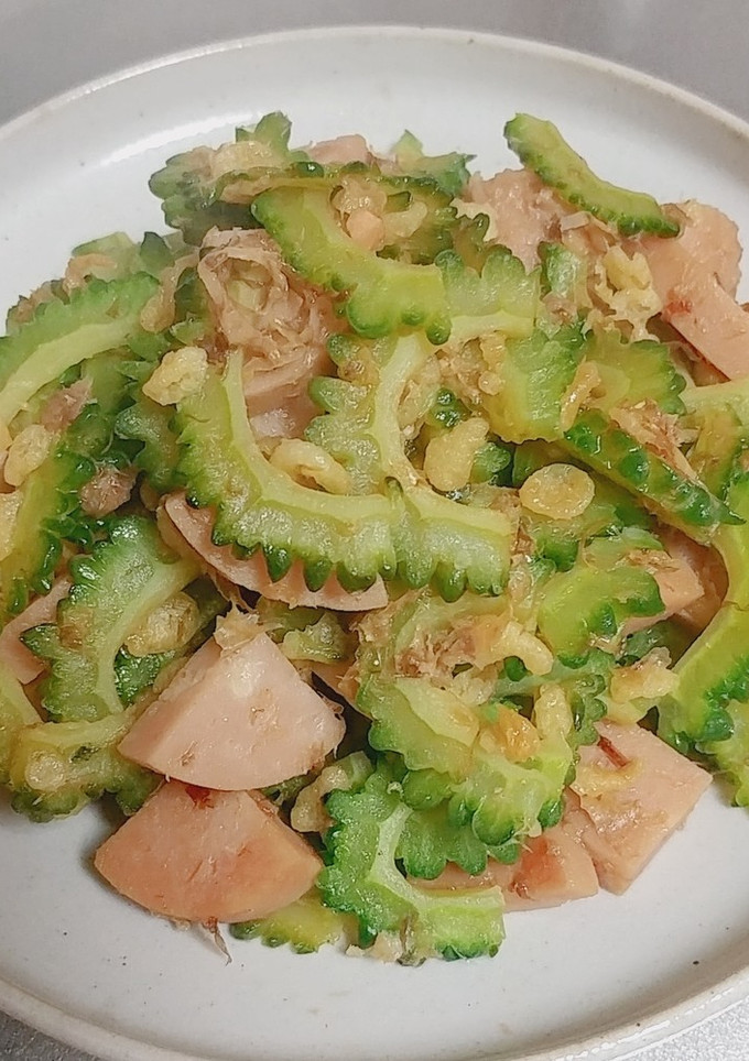 副菜　材料２つ！ゴーヤとベビーハム炒め-レシピのメイン写真