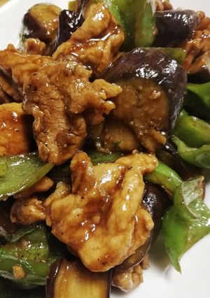 簡単レシピ♪茄子とピーマンの肉味噌炒め-レシピのメイン写真