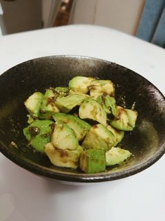 和えるだけ☆アボカドと海苔の佃煮あえ-レシピのメイン写真