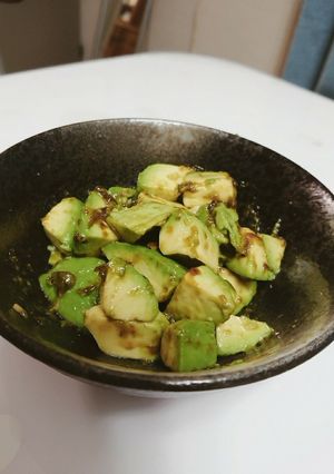 和えるだけ☆アボカドと海苔の佃煮あえ-レシピのメイン写真