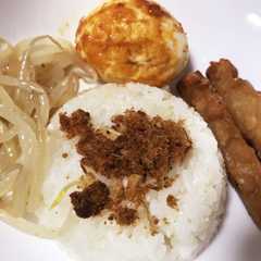 รูปของ nasi uduk ナシ・ウドゥック