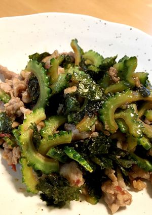 ゴーヤと豚肉の梅しょう油炒め-レシピのメイン写真