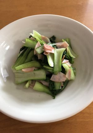 簡単っす！青梗菜とハムのウェイパー炒め-レシピのメイン写真