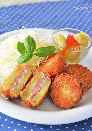 未熟な青いトマトの生ハムサラダ入りフライ-レシピのメイン写真