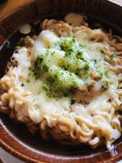 おやつラーメン●チーズ&ちくわのピザ風-レシピのメイン写真
