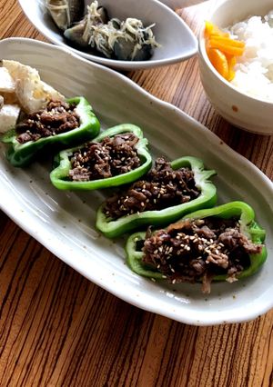 <手づかみ焼肉>焼肉on生ピーマン-レシピのメイン写真
