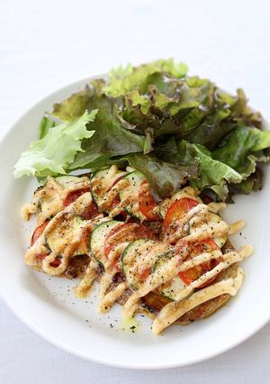華やかな【夏野菜マヨのポークソテー】-レシピのメイン写真