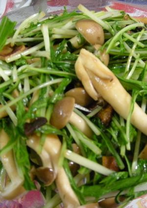 水菜としめじのにんにくバター炒め-レシピのメイン写真