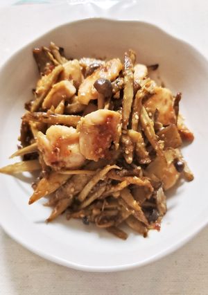 ご飯がすすむ♪ごぼうと鶏むねのゴマみそ-レシピのメイン写真