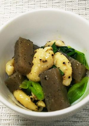 鶏皮と蒟蒻のピリッとヘルシーおつまみ♪-レシピのメイン写真