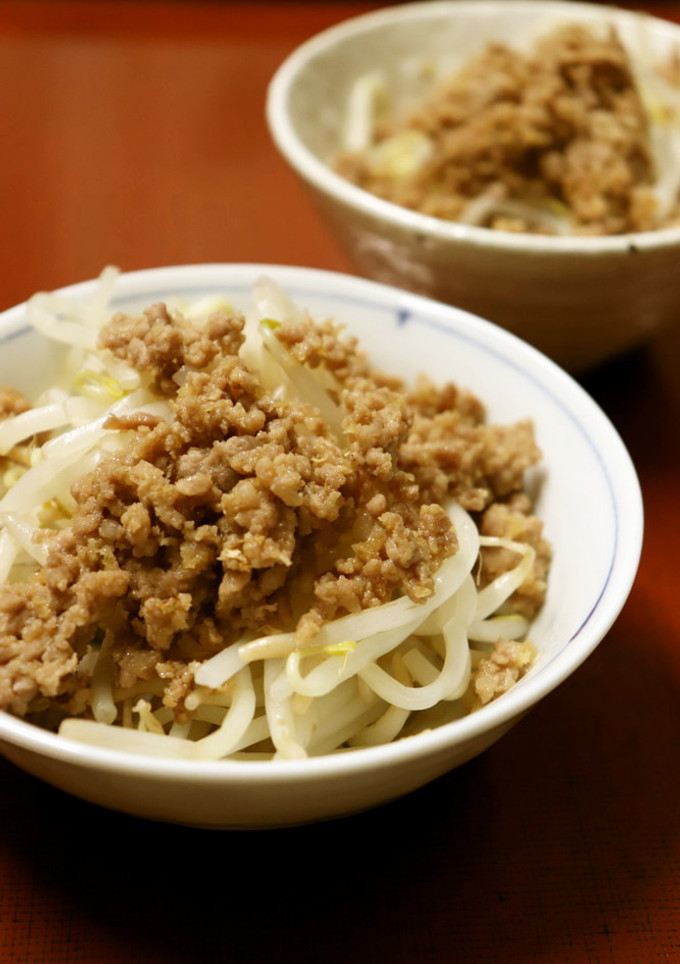 簡単♪美味♪茹でもやしのそぼろかけ-レシピのメイン写真