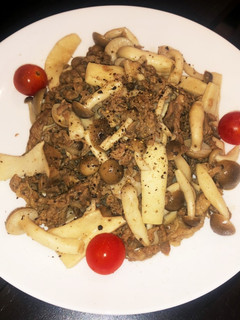牛肉キノコバターしょうゆ炒め-レシピのメイン写真