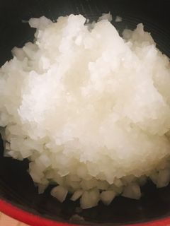 玉葱(たまねぎ)の微塵(みじん)切り♪-レシピのメイン写真