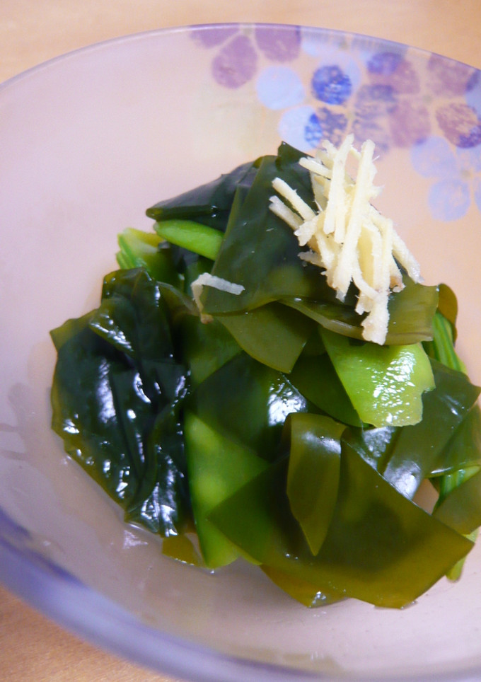 絹さやとワカメのさっと煮-レシピのメイン写真