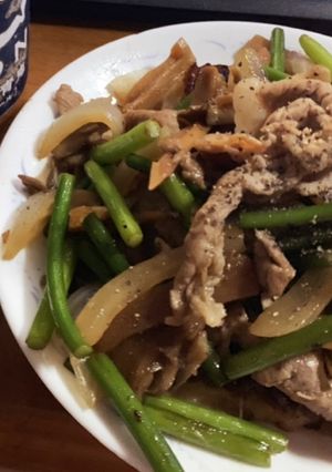 豚肉とにんにくの芽の中華炒め-レシピのメイン写真