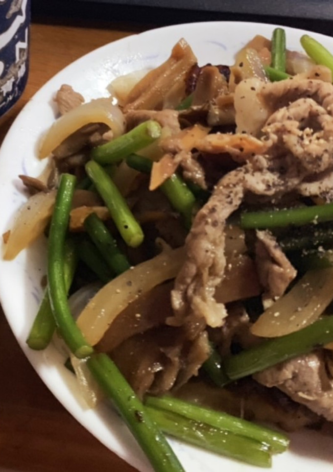 豚肉とにんにくの芽の中華炒め-レシピのメイン写真