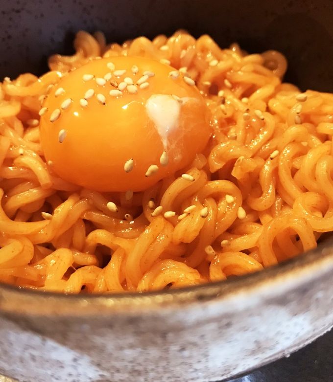旨辛！インスタントラーメンで、アレンジ麺-レシピのメイン写真