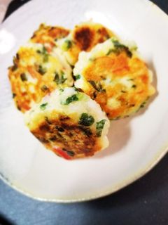 豆腐とはんぺんでふわふわ焼き-レシピのメイン写真