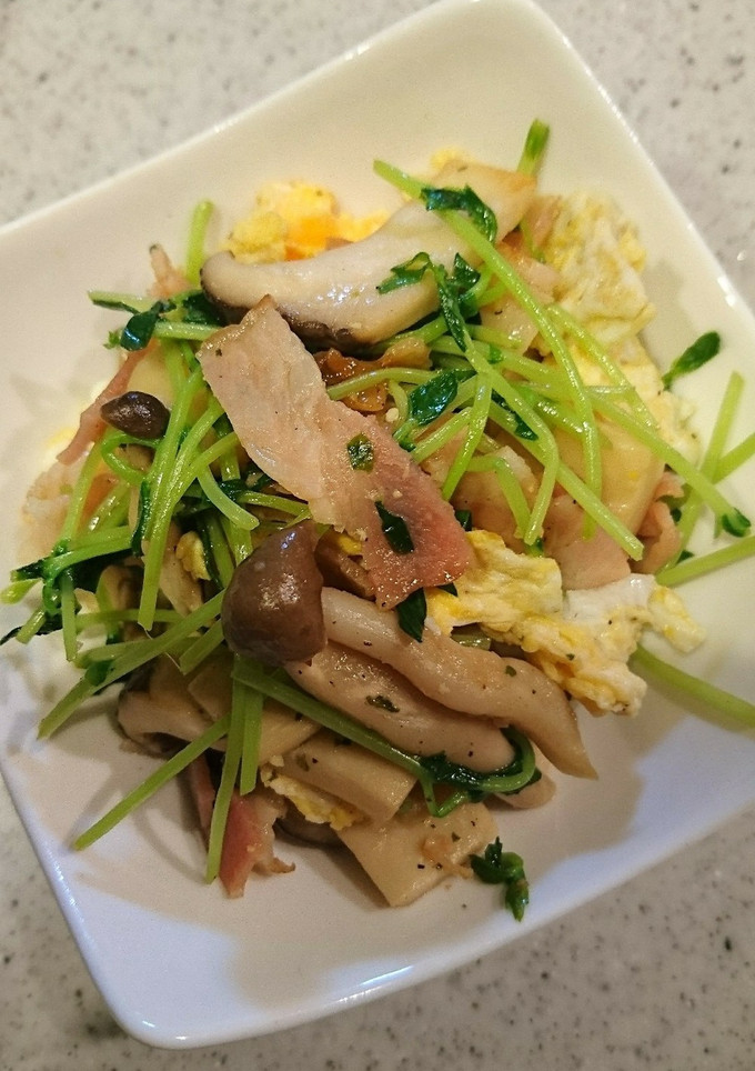 豆苗ときのこのバター醤油炒め-レシピのメイン写真