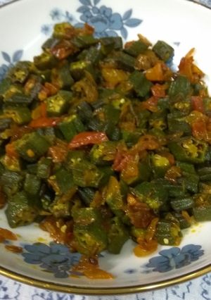 オクラとインドスパイスの炒め物-レシピのメイン写真
