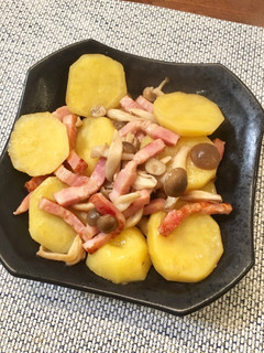 じゃがいもとベーコンの炒め煮-レシピのメイン写真