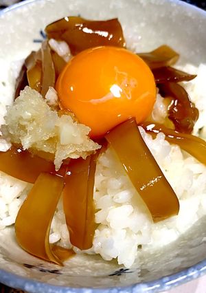 絶品!ニンニク農家に聞いたイカの漬け丼-レシピのメイン写真