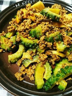 ゴーヤと挽き肉のエスニック炒め-レシピのメイン写真